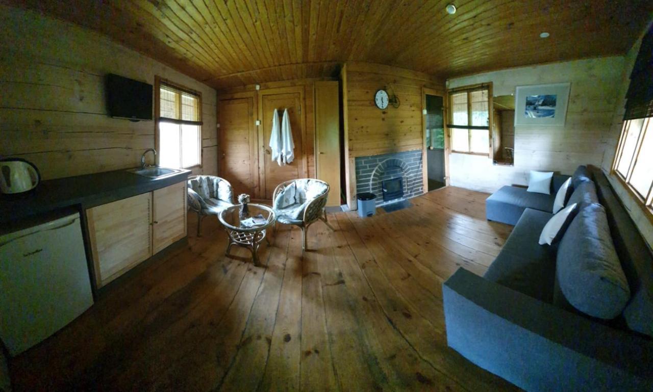 Vel Tuvak Dabai Holiday home *